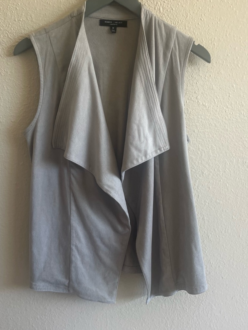 Romeo & Juliet Couture Light Gray Draped Sleeveless Tunic Vest